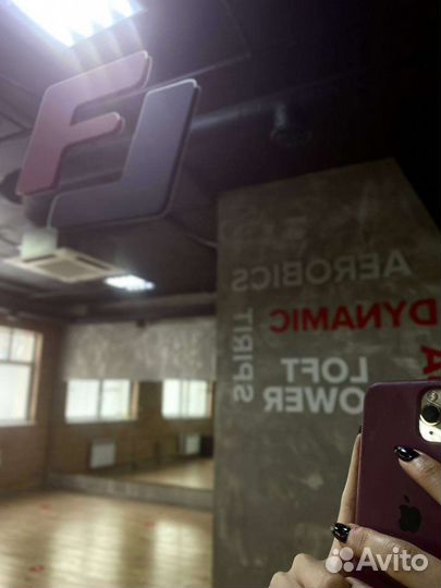 Абонемент в фитнес клуб с бассейном