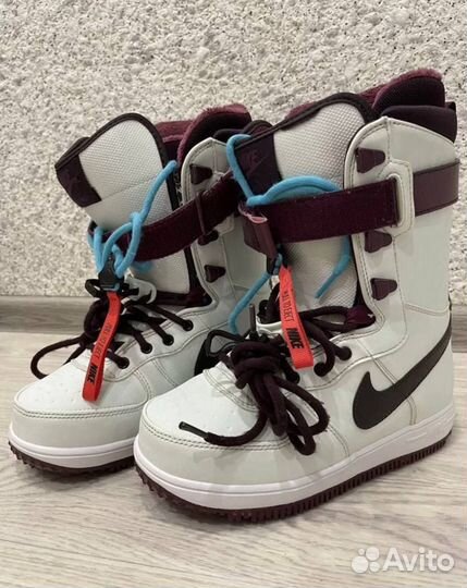 Сноубордические ботинки nike новые
