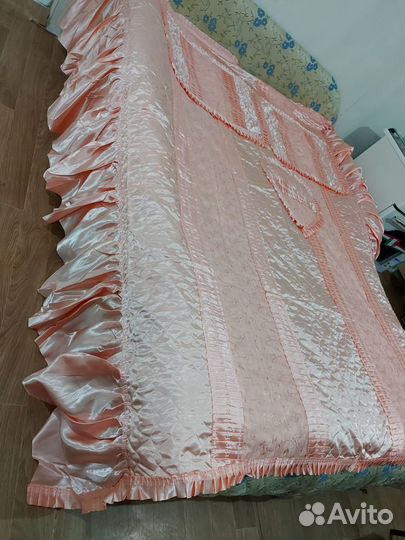 Покрывало стеганое новое