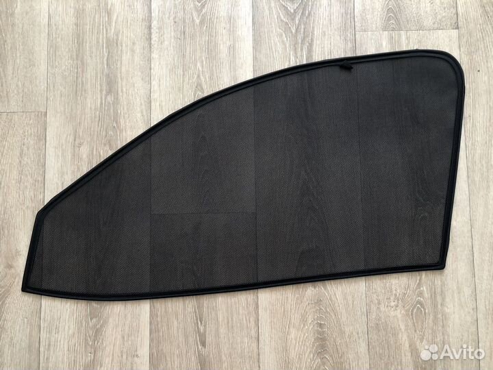 Шторки передние на Тигуан 2007-2017