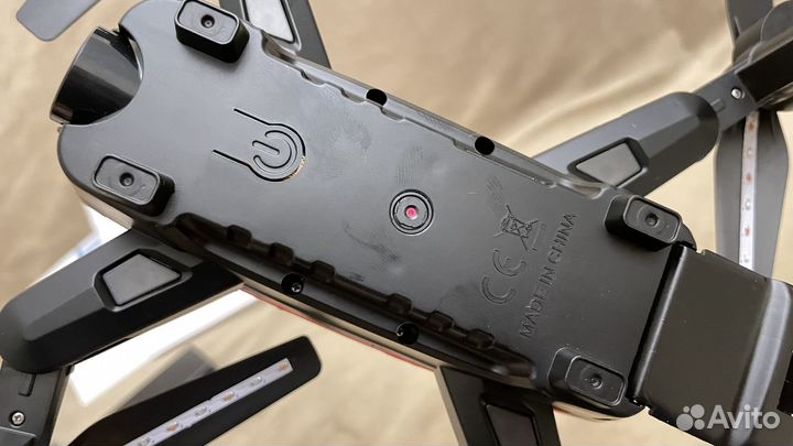 Новый квадрокоптер с камерой и подсветкой