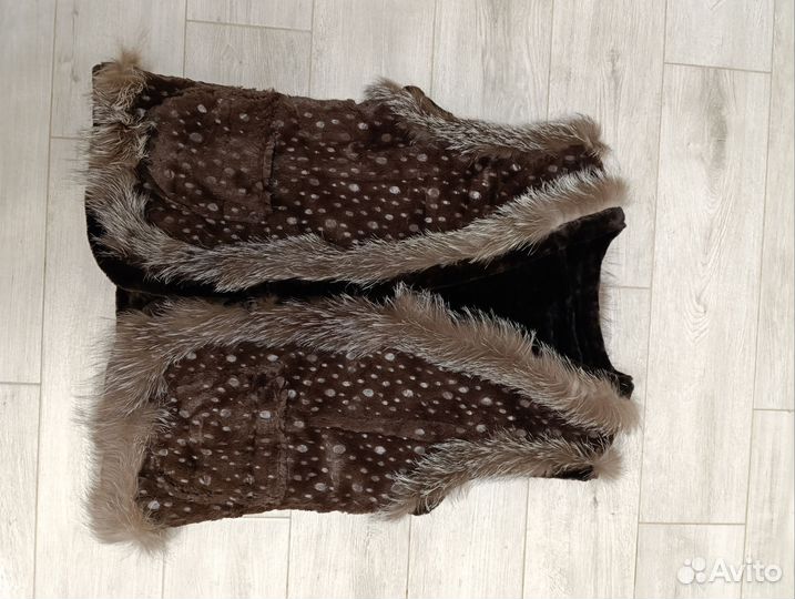 Жилетка безрукавка женская 46 48