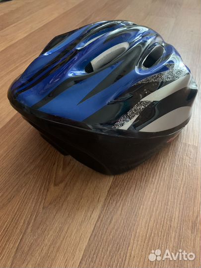 Велошлем и шлем для катания на ролиликах