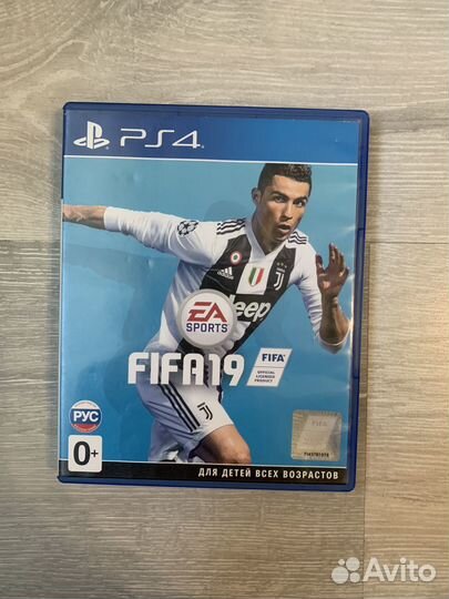 Диск на PS4 FIFA 19