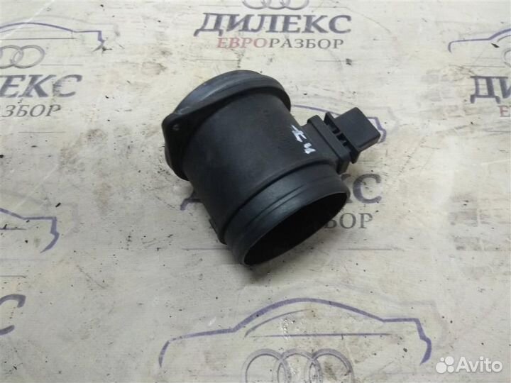 Расходомер воздуха (массметр) VW Touareg 2002-2010