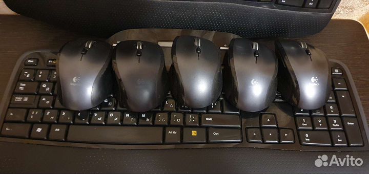 Комплект клавиатура и мышь Logitech MK700/MK 710
