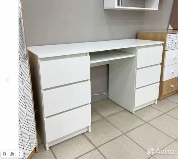 Компьютерный стол +стеллаж челси