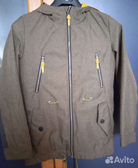 Куртка-ветровка на подростка, р 158