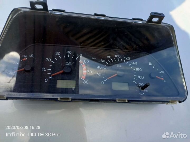 Приборная панель 2110-2115