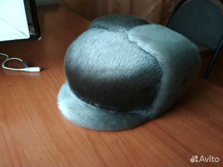 Мужская шапка. окружность головы: 56-58
