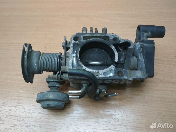 Дроссельная заслонка, Mazda 626 GD