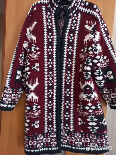 Пальто демисезонное 54-56 размера, вязанное