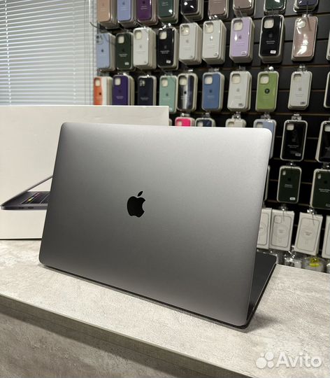 Apple MacBook Pro 15 2019 i9 16/512 Space Grey