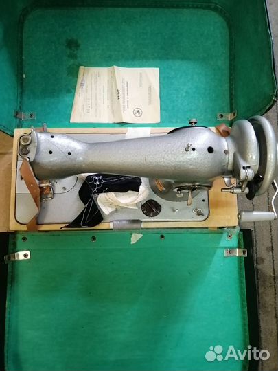 Швейная машинка подольская ручная