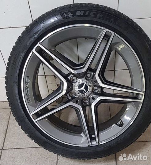 Продаю колёса на Mercedes CLS 257 R 19