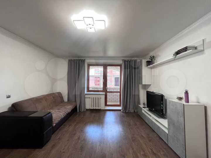 1-к. квартира, 50 м², 3/10 эт.