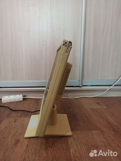 Монитор для компьютера Dell