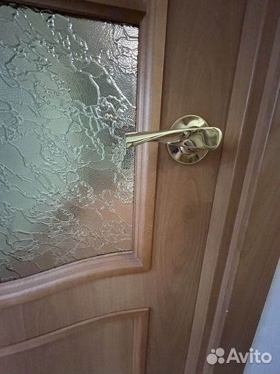 Межкомнатная дверь 80 бу