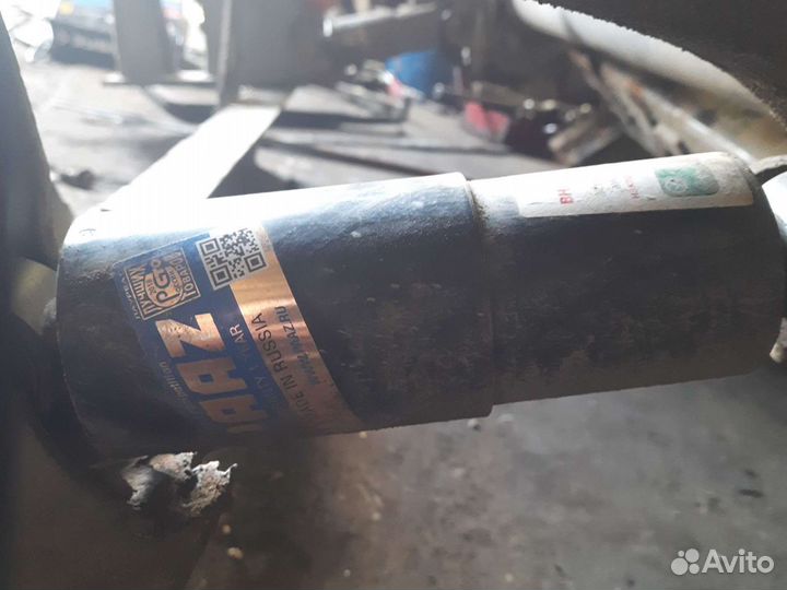 Амортизатор на прицеп