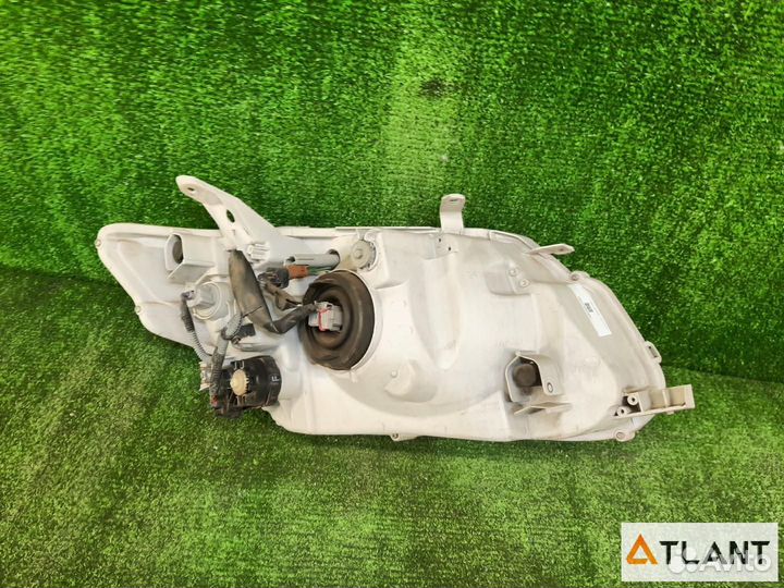 Фара передняя левая toyota axio