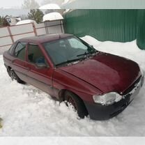 Ford Escort 1.6 MT, 1996, 250 000 км, с пробегом, цена 125 000 руб.