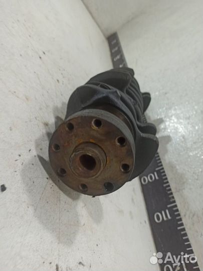 Коленвал Вольво 940