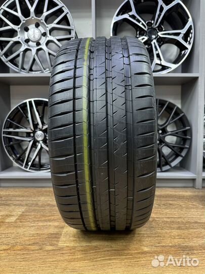 Michelin Pilot Sport 4 S 295/30 R21 102Y