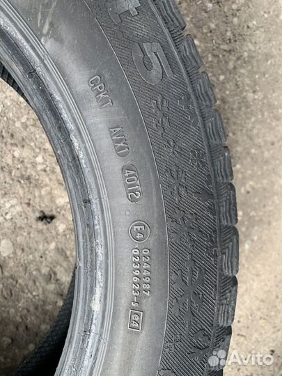 Continental ContiVikingContact 5 215/60 R17