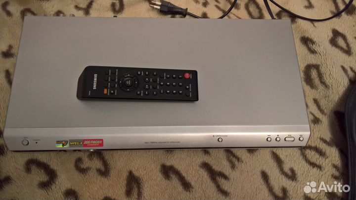 DVD-плеер samsung DVD-P376KD