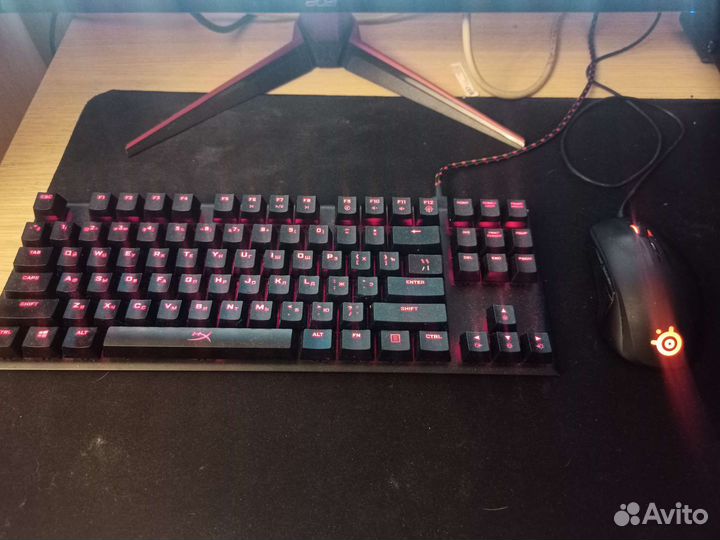 Игровая механическая клавиатура HyperX