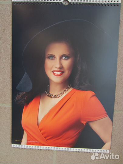 Авторский календарь портреты женщин S. Karala