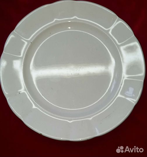 Тарелка Кузнецоа