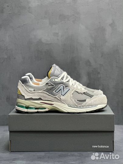 Кроссовки New Balance 2002 r