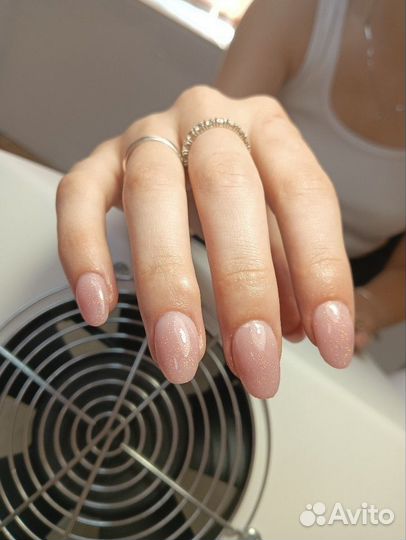 Маникюр, наращивание ногтей