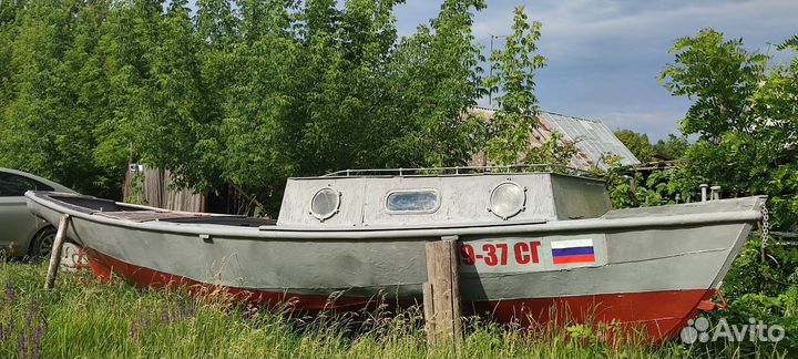 Лодка Гулянка