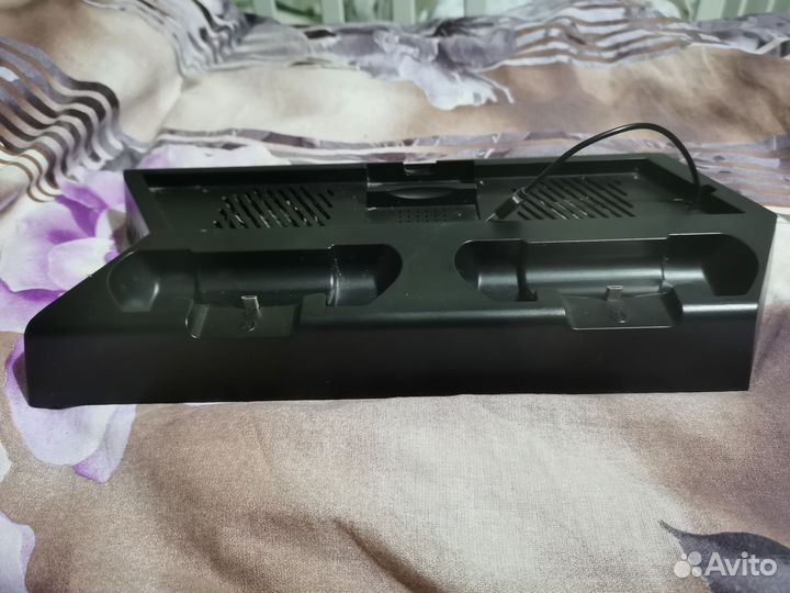 Вертикальная подставка с охлаждением на ps4