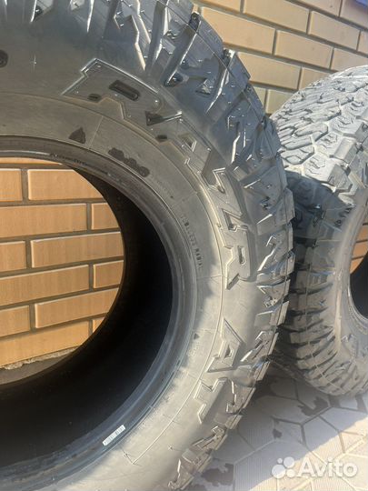 Maxxis Razr AT 37/12.5 R17