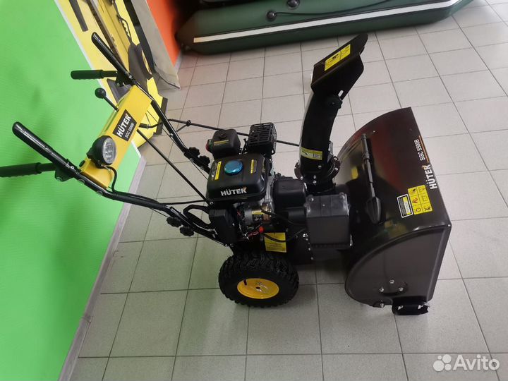 Снегоуборщик Huter SGC 5500 B