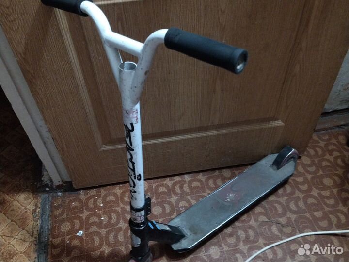 Трюковой самокат