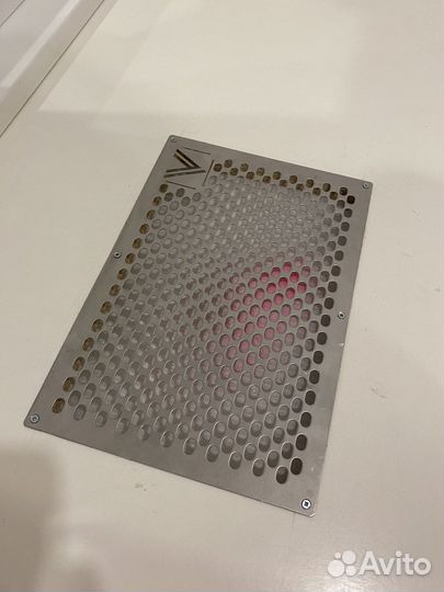 Стол для маникюра и вытяжка Veracso