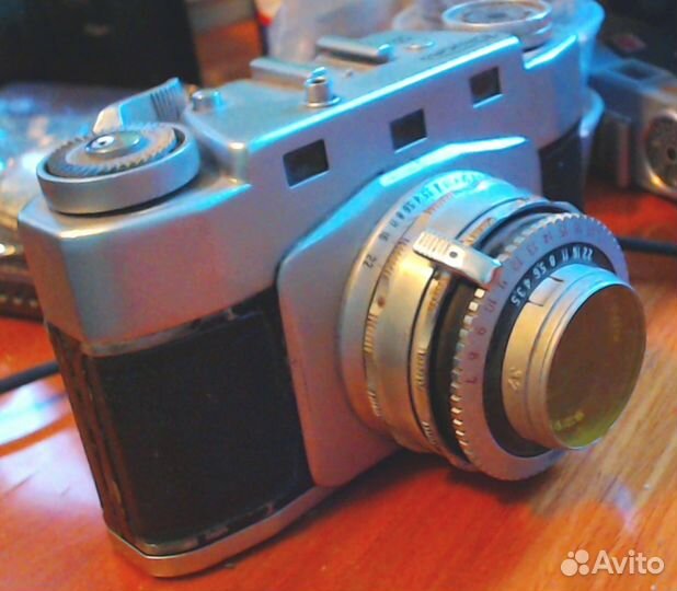 Пленоч фотоаппарат + приемник юность сделан СССР