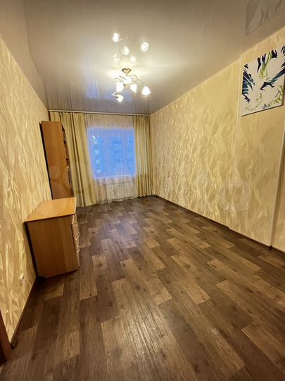 2-к. квартира, 64 м², 4/10 эт.