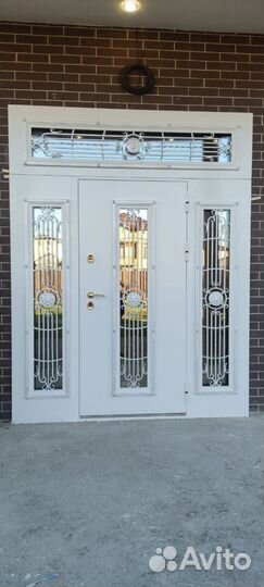 Входные Белые Двери Наличие