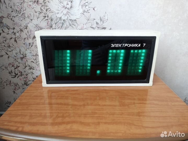 Часы Электроника 7 СССР