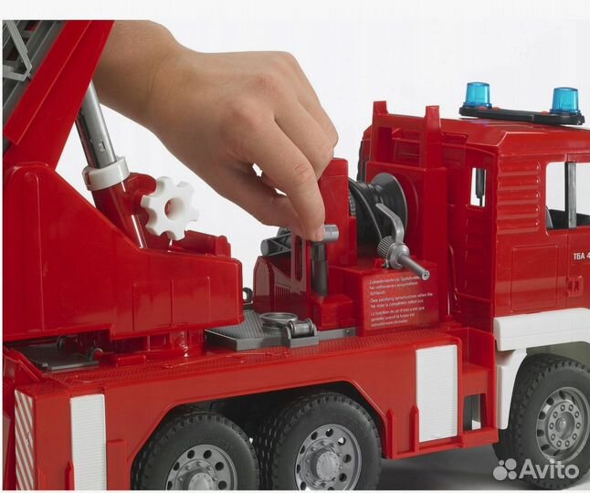 Пожарная машина Bruder