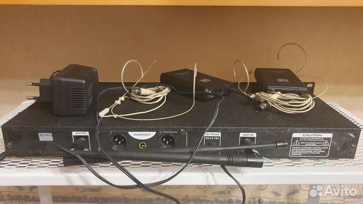 Радиосистема Dewell DL-7400