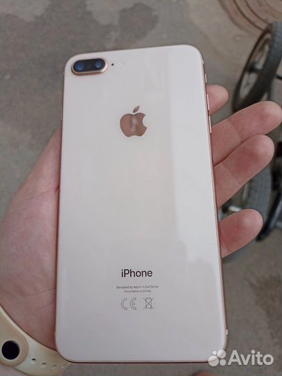 Телефон iPhone 8 plus