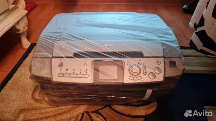 Цветной мфу epson, модель C211A