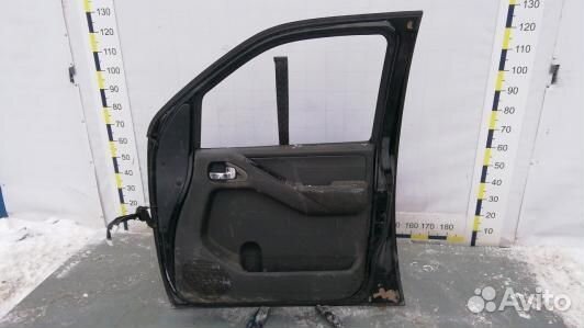 Дверь передняя правая nissan navara D40 (80T02E201