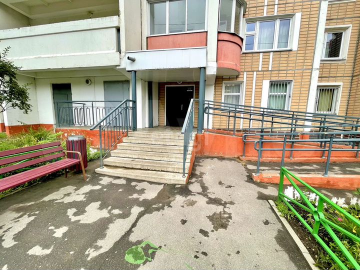 2-к. квартира, 65,3 м², 12/17 эт.